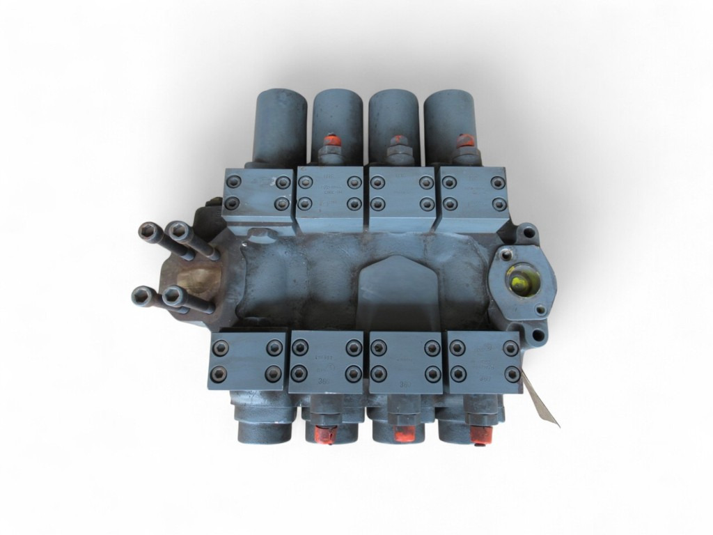 New Holland 1771467 - 1793858 - Zawór hydrauliczny do Maszyn budowlanych: zdjęcie 1 New Holland 1771467 - 1793858 - Zawór hydrauliczny do Maszyn budowlanych: zdjęcie 1