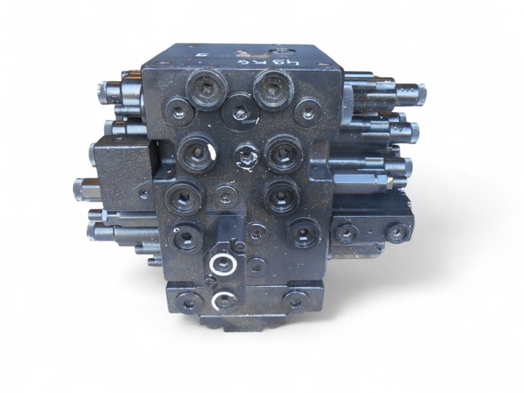 New Holland YT30V00014F4 - Zawór hydrauliczny do Maszyn budowlanych: zdjęcie 4 New Holland YT30V00014F4 - Zawór hydrauliczny do Maszyn budowlanych: zdjęcie 4