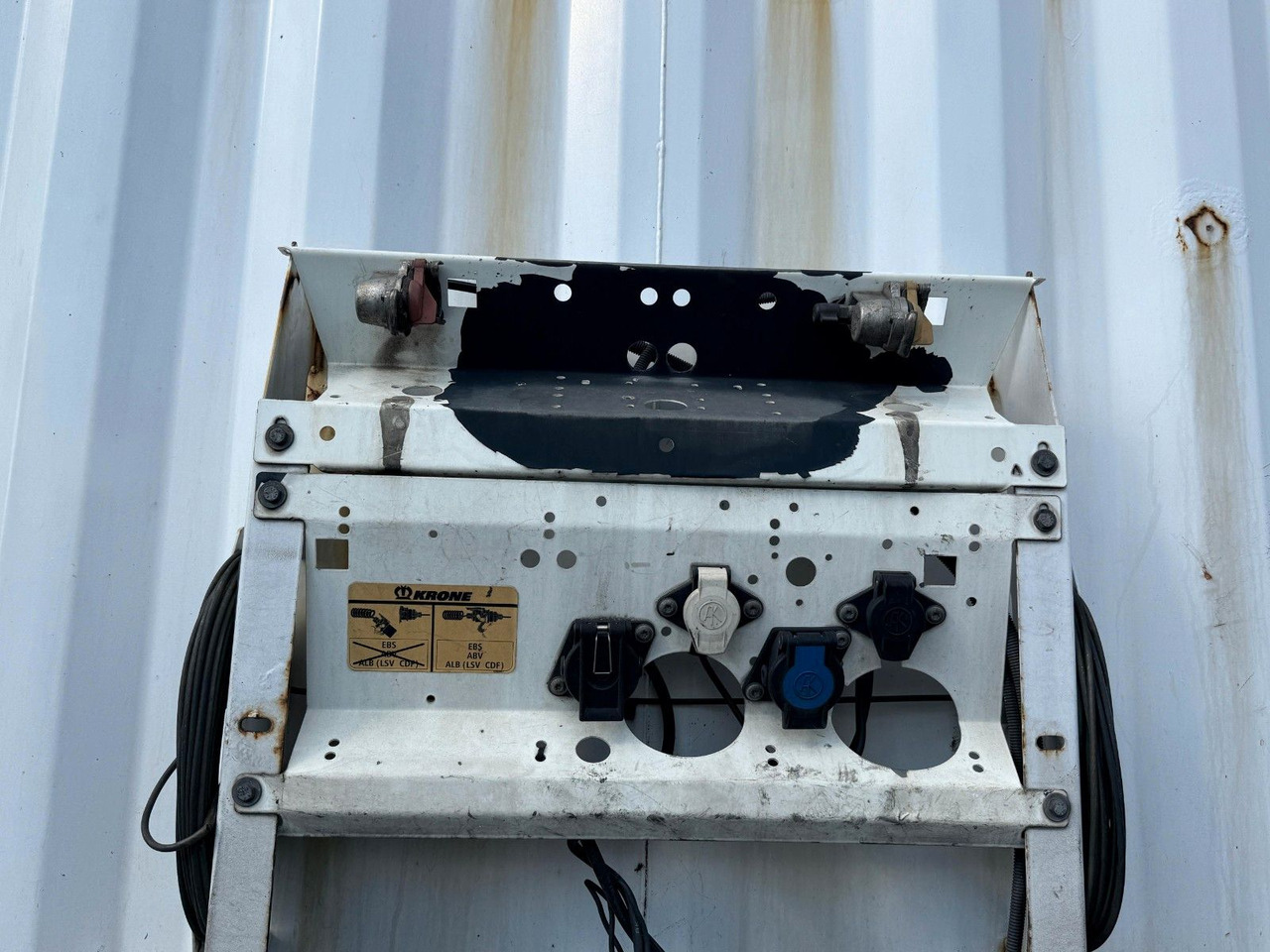 Krone SD - Naczepa plandeka: zdjęcie 2 Krone SD - Naczepa plandeka: zdjęcie 2