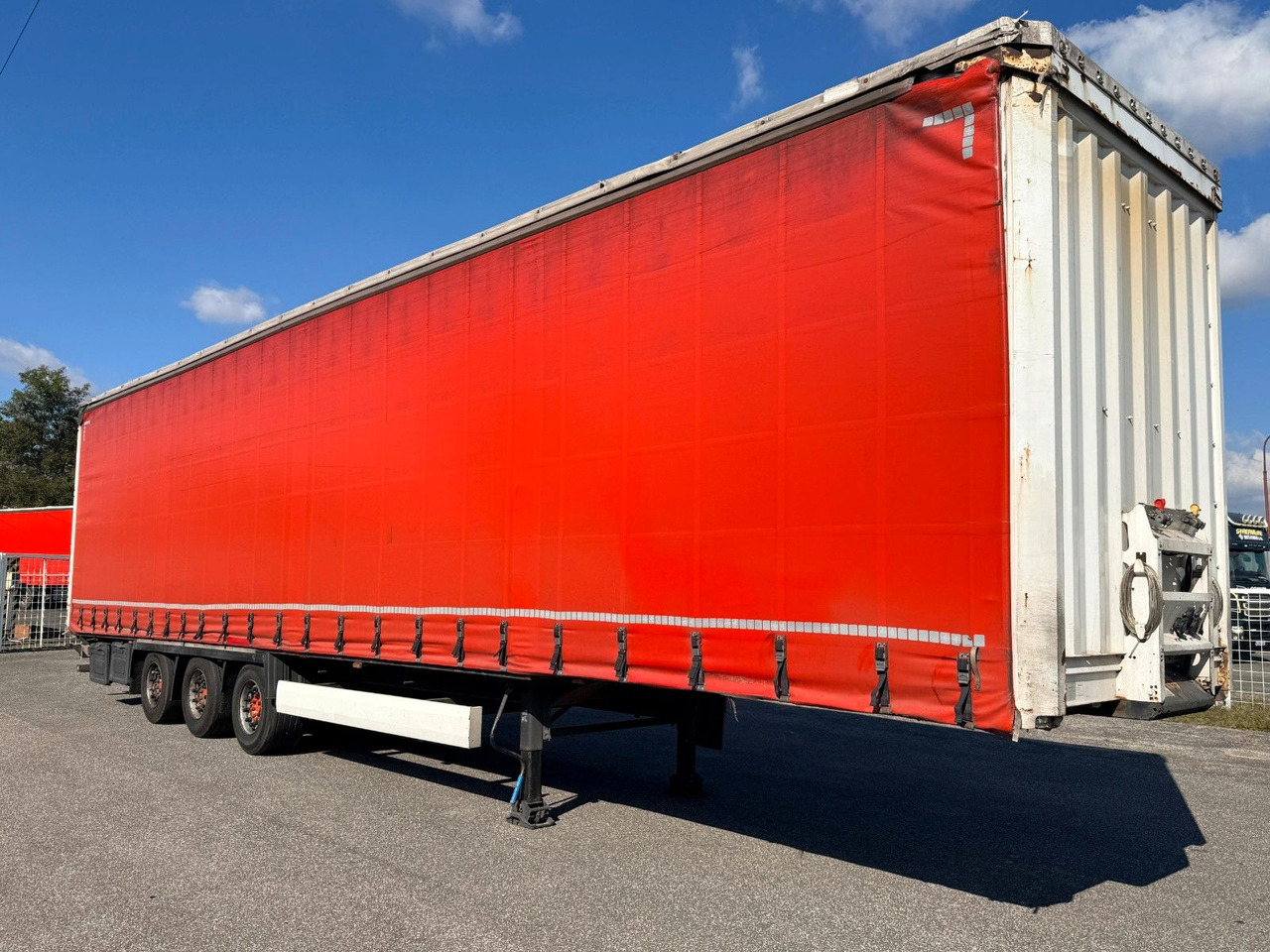 Krone SD - Naczepa plandeka: zdjęcie 3 Krone SD - Naczepa plandeka: zdjęcie 3