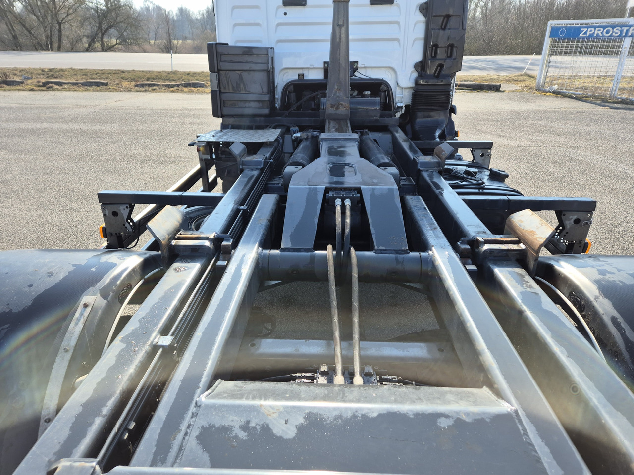 MAN TGL 12.180 - Ciężarówka hakowiec: zdjęcie 5 MAN TGL 12.180 - Ciężarówka hakowiec: zdjęcie 5