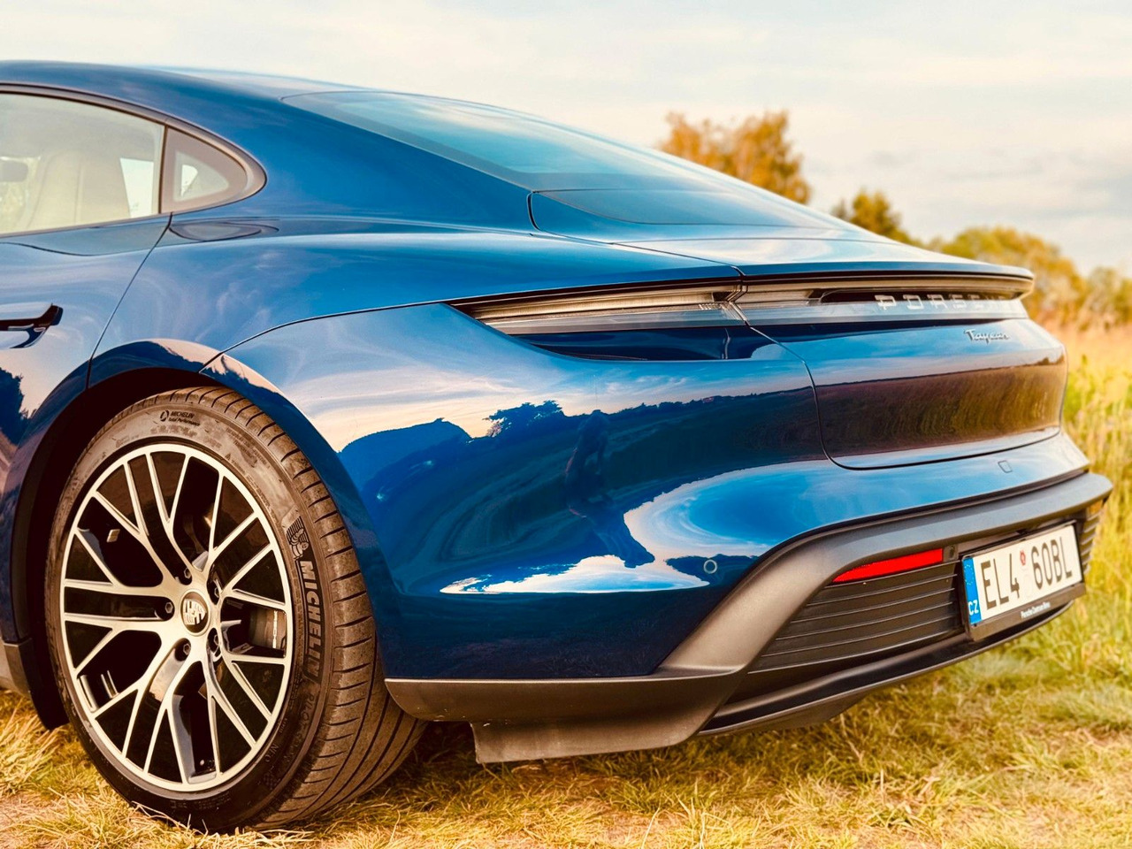 Porsche Taycan CR - Coupe: zdjęcie 4 Porsche Taycan CR - Coupe: zdjęcie 4