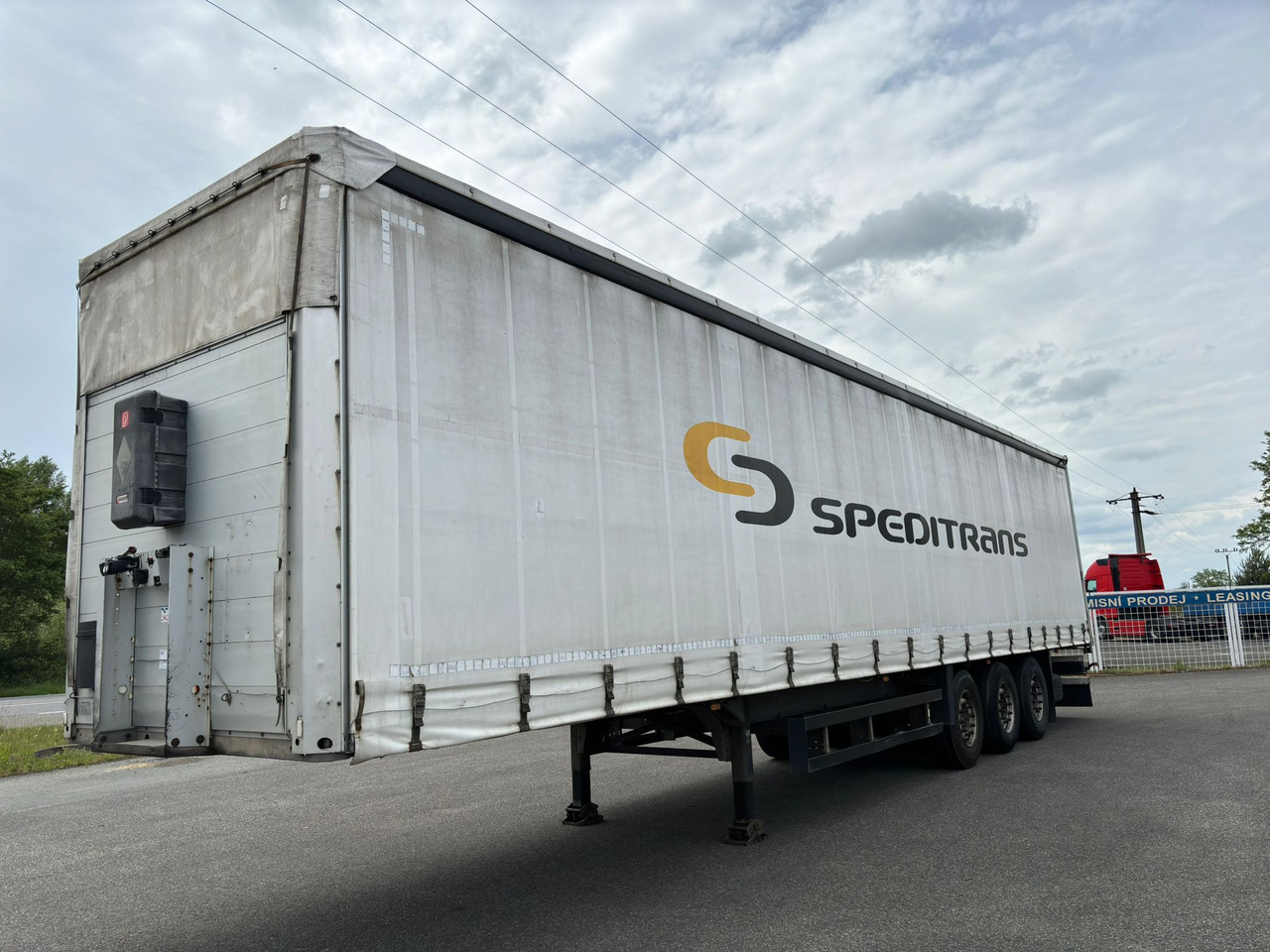 SCHMITZ SCS 24/L - Naczepa plandeka: zdjęcie 1 SCHMITZ SCS 24/L - Naczepa plandeka: zdjęcie 1