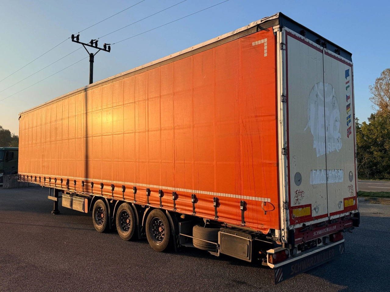 Schwarzmüller S 1 / J - Naczepa plandeka: zdjęcie 5 Schwarzmüller S 1 / J - Naczepa plandeka: zdjęcie 5