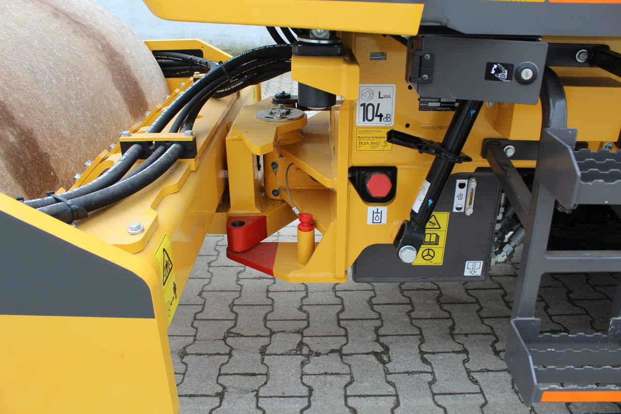 Kompaktor Volvo SD 75 B: zdjęcie 13 Kompaktor Volvo SD 75 B: zdjęcie 13