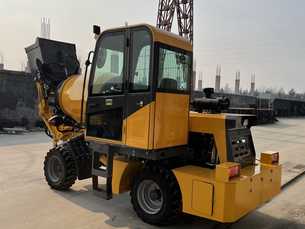 QINGDAO PROMISING 1.2CBM Mini Concrete Mixer Truck - Betonomieszarka: zdjęcie 2 QINGDAO PROMISING 1.2CBM Mini Concrete Mixer Truck - Betonomieszarka: zdjęcie 2