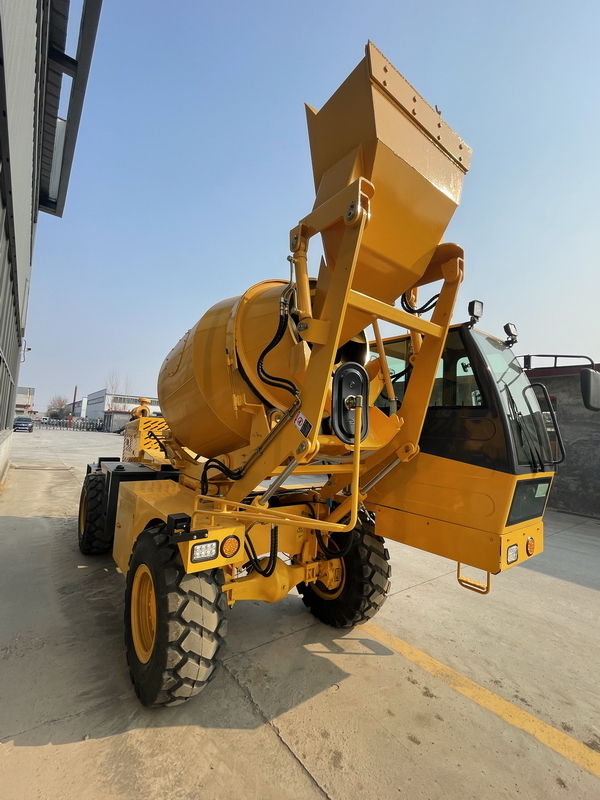 QINGDAO PROMISING 2.0CBM Self-Loading Concrete Mixer Truck CML200 - Betonomieszarka: zdjęcie 4 QINGDAO PROMISING 2.0CBM Self-Loading Concrete Mixer Truck CML200 - Betonomieszarka: zdjęcie 4