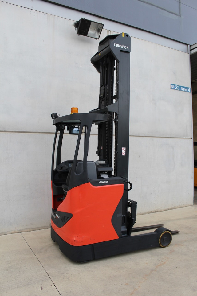 Linde R16-01 - Reach truck: zdjęcie 2 Linde R16-01 - Reach truck: zdjęcie 2