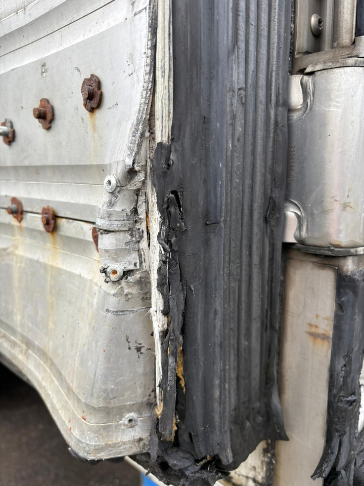 Naczepa chłodnia Chereau 2015 Vector 1950MT – JST102: zdjęcie 17 Naczepa chłodnia Chereau 2015 Vector 1950MT – JST102: zdjęcie 17