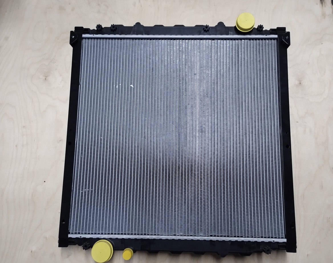 CHŁODNICA WODY MAN L2000 M2000 81061016447 51569 D0824 D0834 D0826 D0836 - Chłodnica: zdjęcie 1 CHŁODNICA WODY MAN L2000 M2000 81061016447 51569 D0824 D0834 D0826 D0836 - Chłodnica: zdjęcie 1