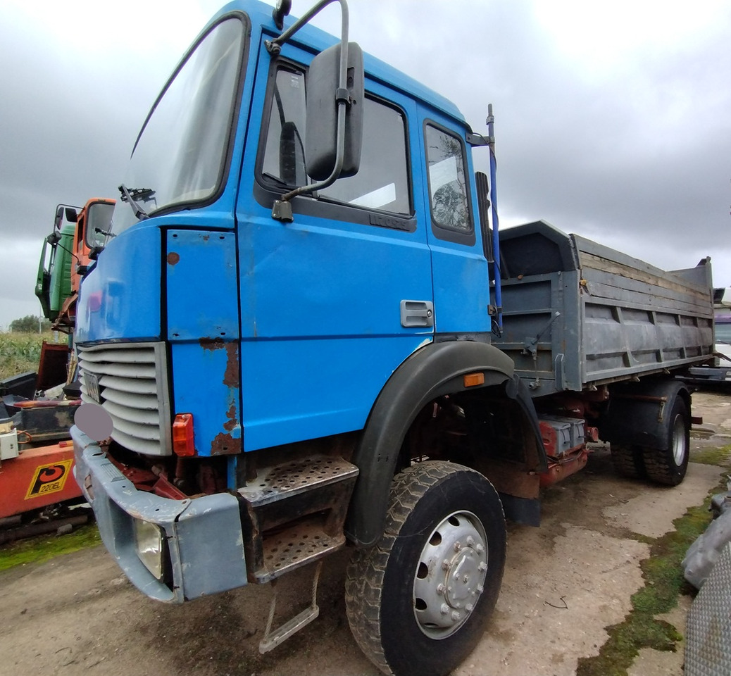IVECO Magirus 170-25 AHW 4x4 - Wywrotka: zdjęcie 2 IVECO Magirus 170-25 AHW 4x4 - Wywrotka: zdjęcie 2