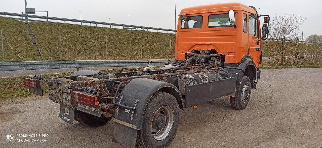 MERCEDES-BENZ SK 1831 4x4 - Samochód ciężarowy: zdjęcie 4 MERCEDES-BENZ SK 1831 4x4 - Samochód ciężarowy: zdjęcie 4