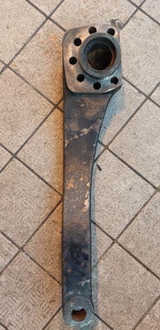 WĄS ZWROTNICY DOLNY PRAWY DRĄŻKA PRZOD NAPED MAN F90 F2000 TG TGA TGS TGX 4X4 6X6 8X6 8X8 CZĘŚCI - Przedni most: zdjęcie 2 WĄS ZWROTNICY DOLNY PRAWY DRĄŻKA PRZOD NAPED MAN F90 F2000 TG TGA TGS TGX 4X4 6X6 8X6 8X8 CZĘŚCI - Przedni most: zdjęcie 2