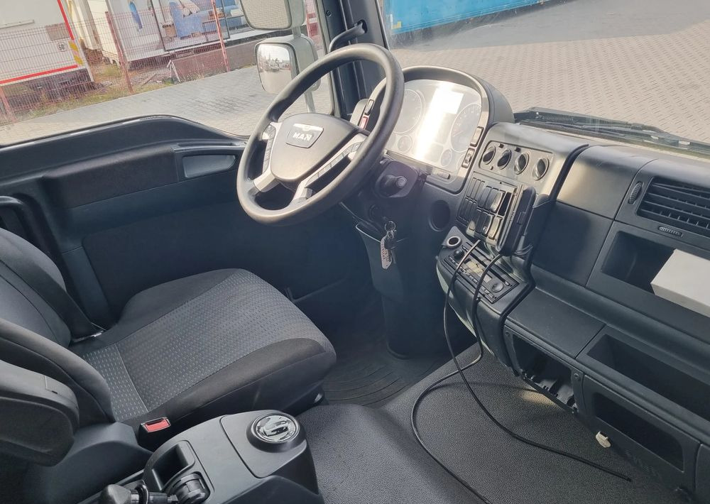 MAN TGM 18 340 - Śmieciarka: zdjęcie 5 MAN TGM 18 340 - Śmieciarka: zdjęcie 5