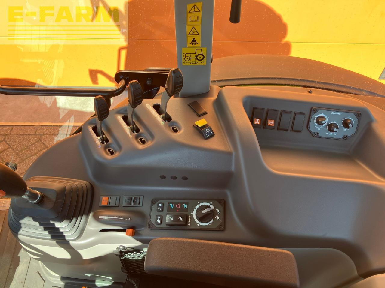 CLAAS AXOS 230 Advanced - Ciągnik rolniczy: zdjęcie 5 CLAAS AXOS 230 Advanced - Ciągnik rolniczy: zdjęcie 5