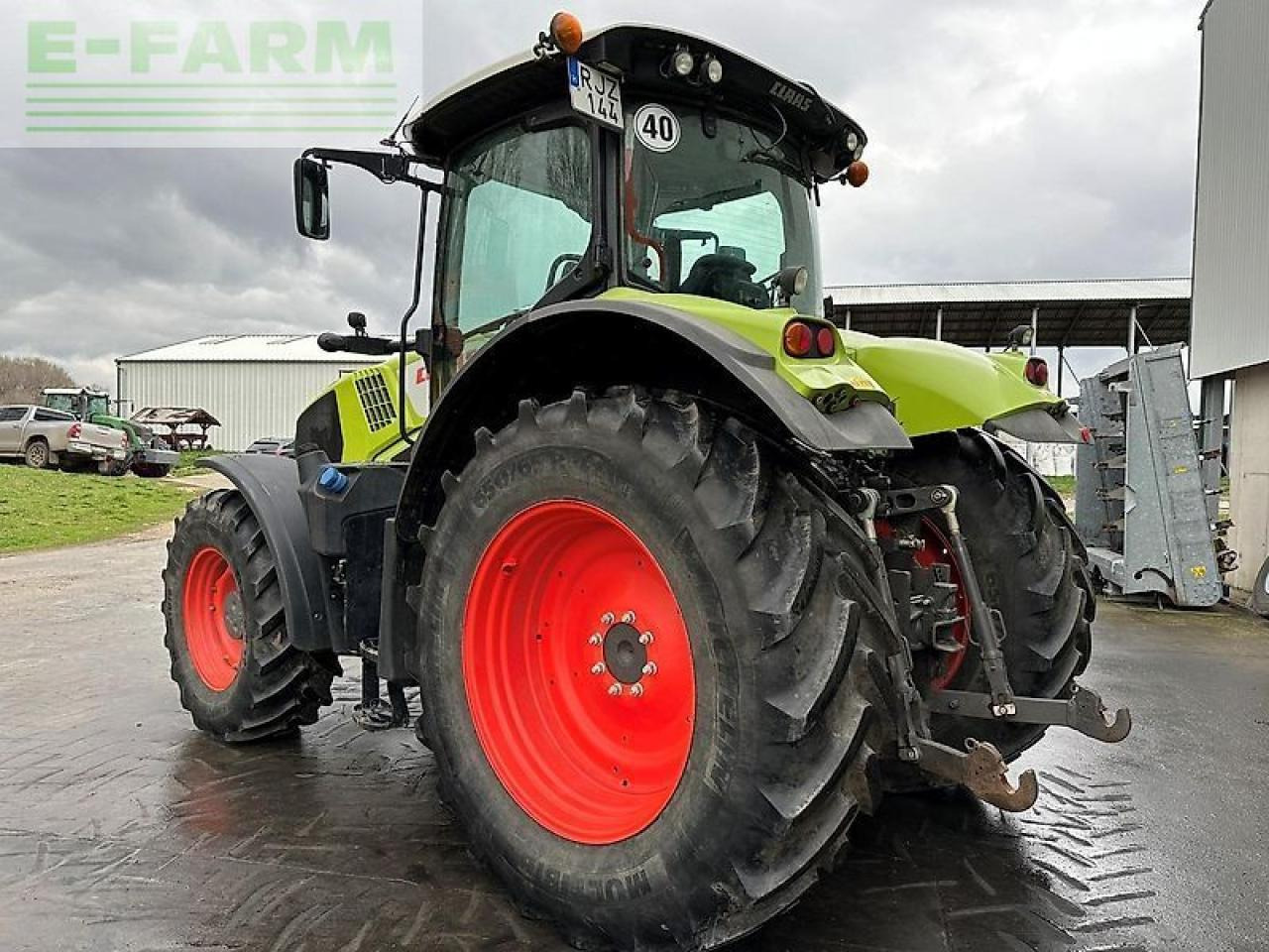 CLAAS axion 810 - Ciągnik rolniczy: zdjęcie 3 CLAAS axion 810 - Ciągnik rolniczy: zdjęcie 3