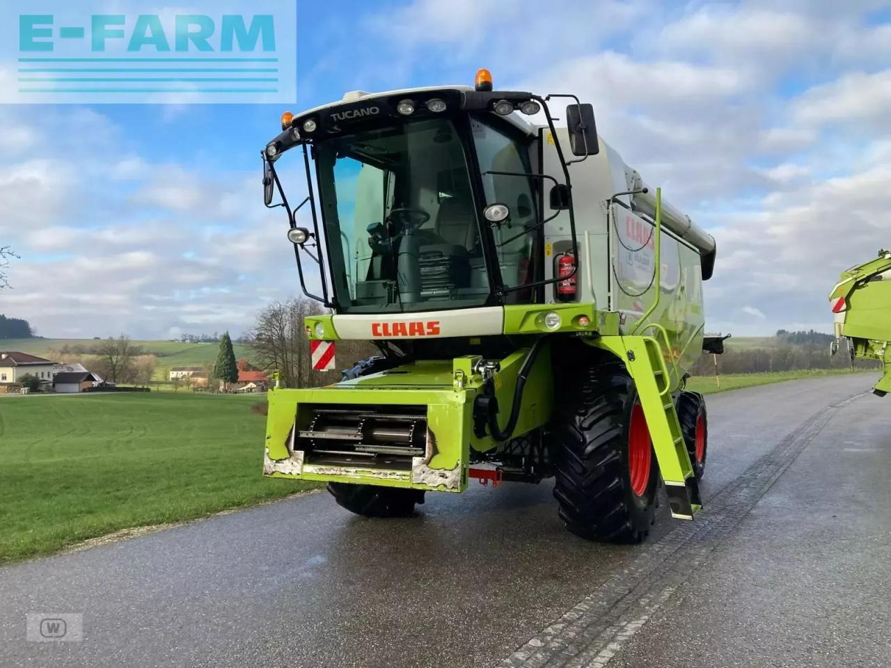 CLAAS tucano 420 - Kombajn zbożowy: zdjęcie 3 CLAAS tucano 420 - Kombajn zbożowy: zdjęcie 3