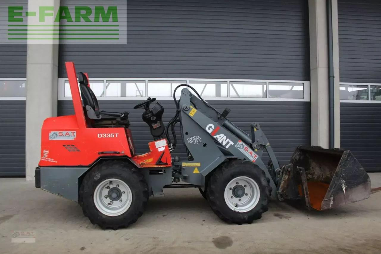 Giant hoflader d 335 t - Ładowarka kołowa: zdjęcie 5 Giant hoflader d 335 t - Ładowarka kołowa: zdjęcie 5