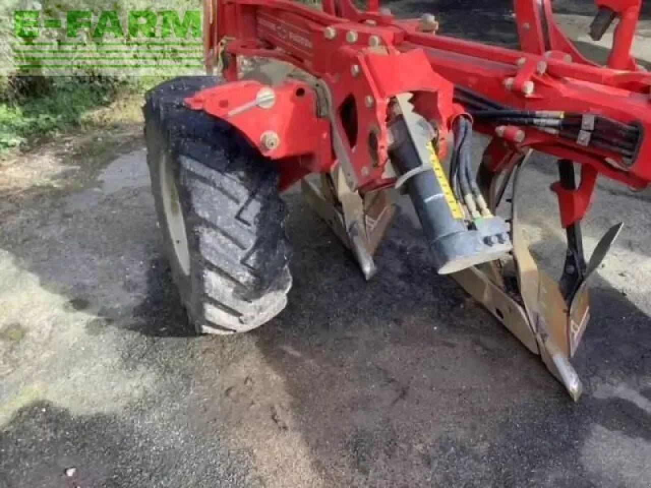 Gregoire Besson rcw6 - Pług: zdjęcie 4 Gregoire Besson rcw6 - Pług: zdjęcie 4