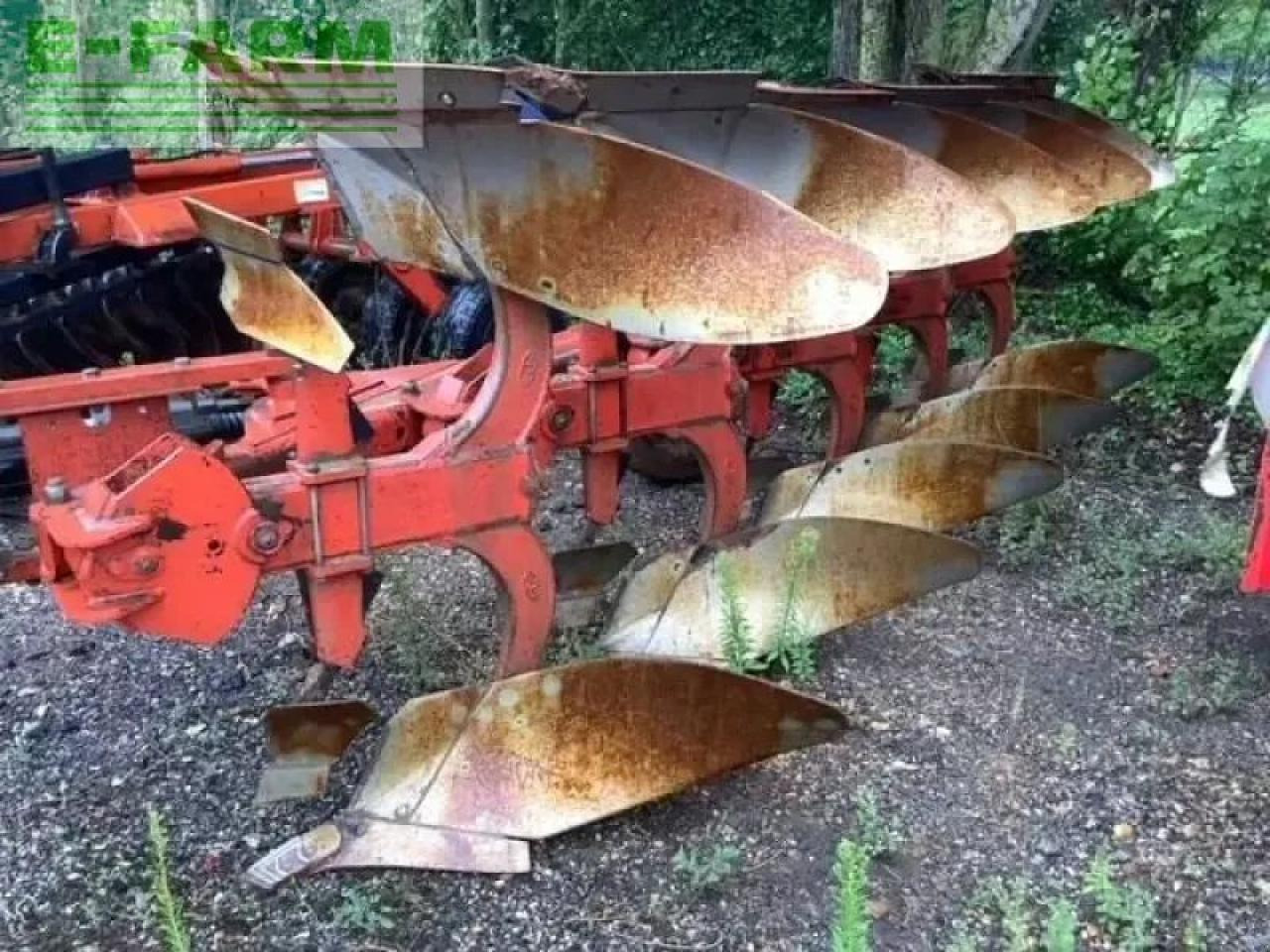 Gregoire Besson rs47 - Pług: zdjęcie 3 Gregoire Besson rs47 - Pług: zdjęcie 3