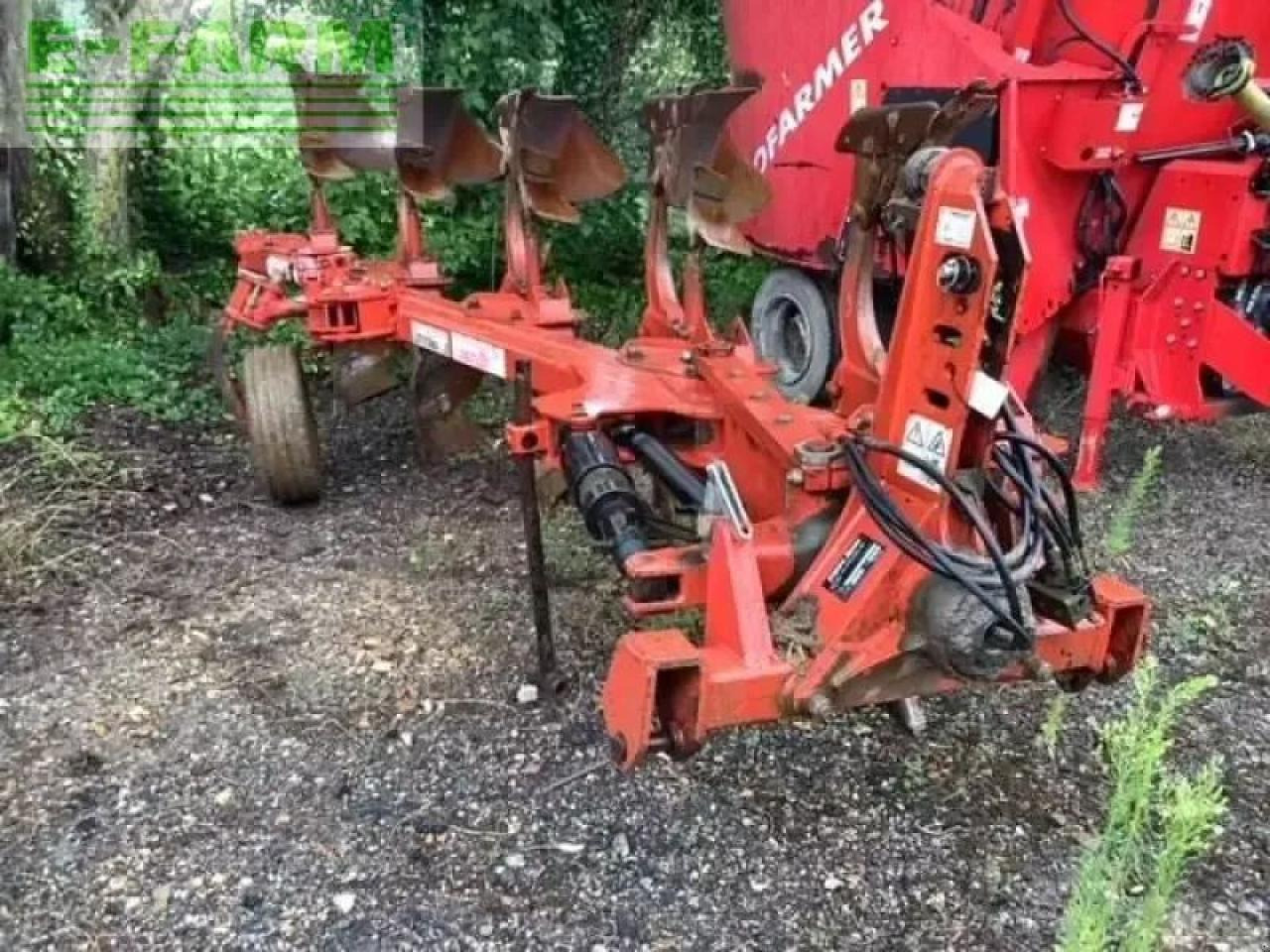 Gregoire Besson rs47 - Pług: zdjęcie 1 Gregoire Besson rs47 - Pług: zdjęcie 1