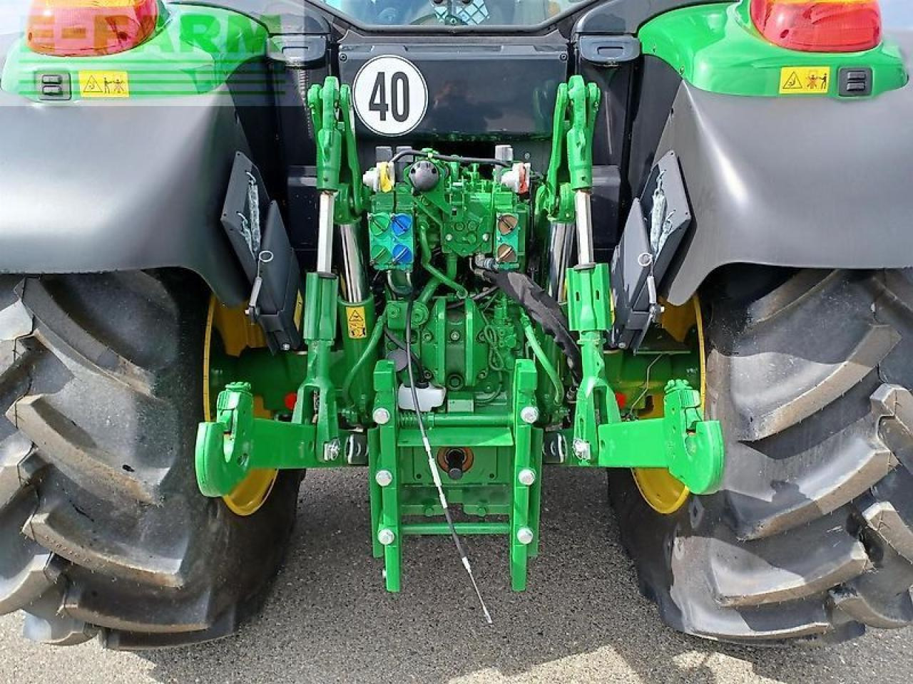 John Deere 6110m - Ciągnik rolniczy: zdjęcie 5 John Deere 6110m - Ciągnik rolniczy: zdjęcie 5