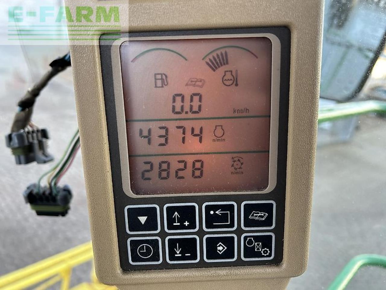 John Deere 7700 - Ciągnik rolniczy: zdjęcie 4 John Deere 7700 - Ciągnik rolniczy: zdjęcie 4