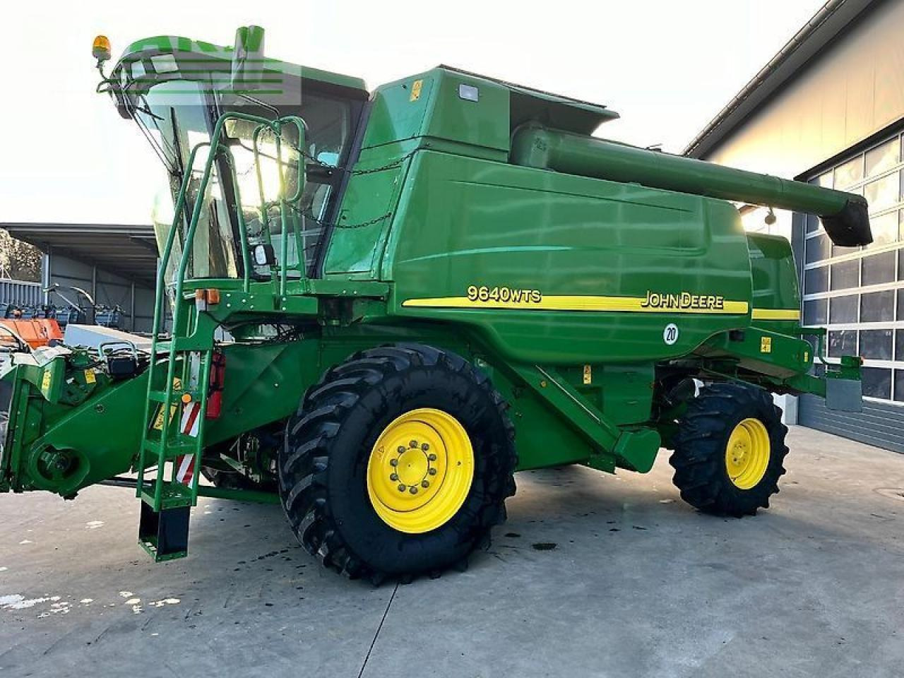 John Deere mähdrescher 9640 wts - Kombajn zbożowy: zdjęcie 5 John Deere mähdrescher 9640 wts - Kombajn zbożowy: zdjęcie 5