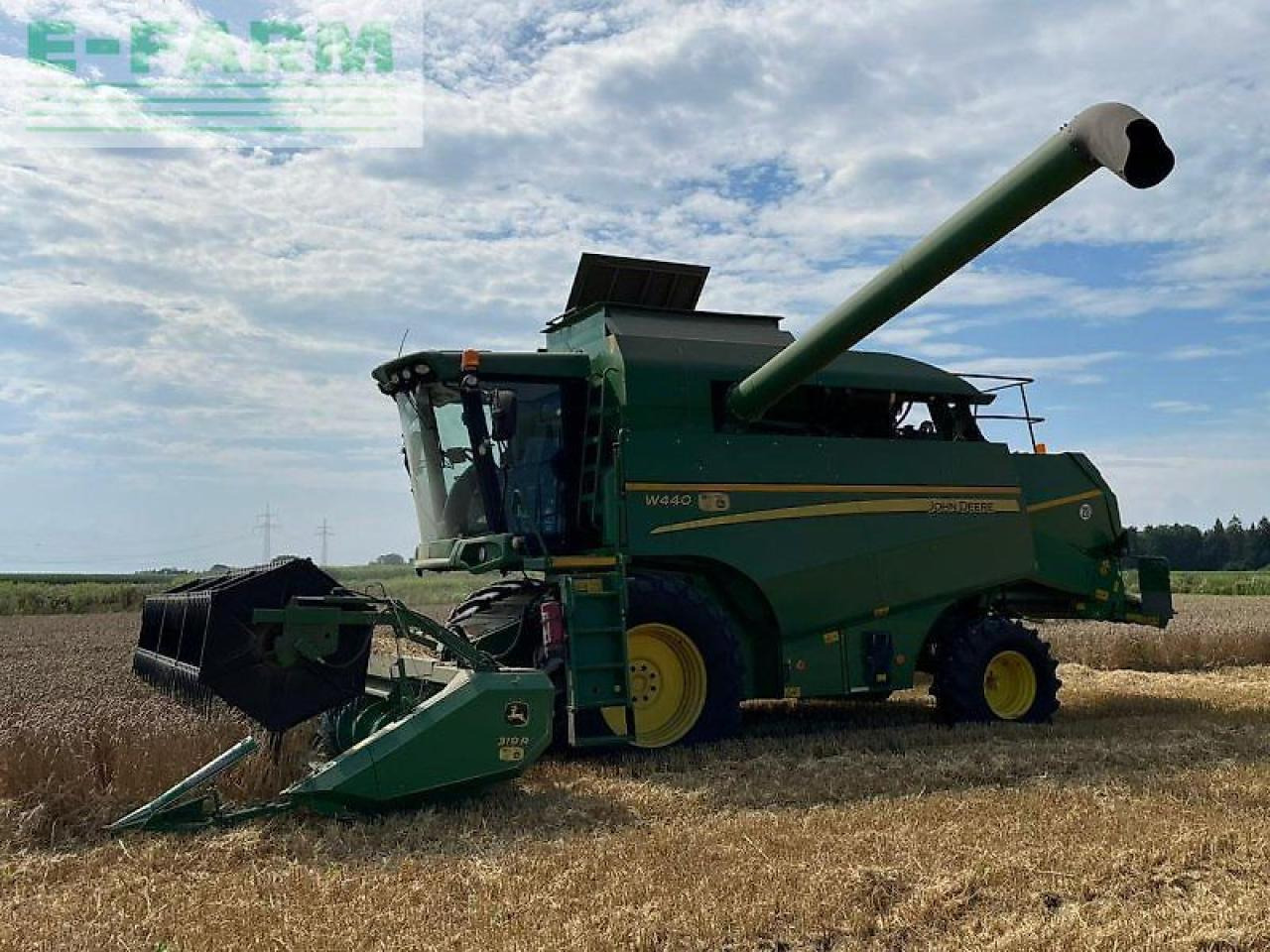 John Deere w440 ptc - Kombajn zbożowy: zdjęcie 2 John Deere w440 ptc - Kombajn zbożowy: zdjęcie 2