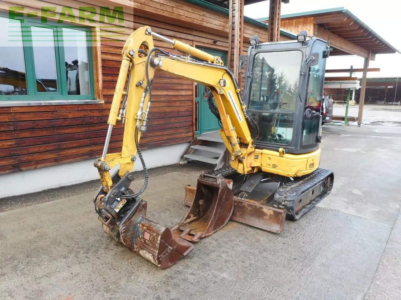Komatsu pc 26mr-3 ( 2.710kg ) mit powertilt - Minikoparka: zdjęcie 2 Komatsu pc 26mr-3 ( 2.710kg ) mit powertilt - Minikoparka: zdjęcie 2