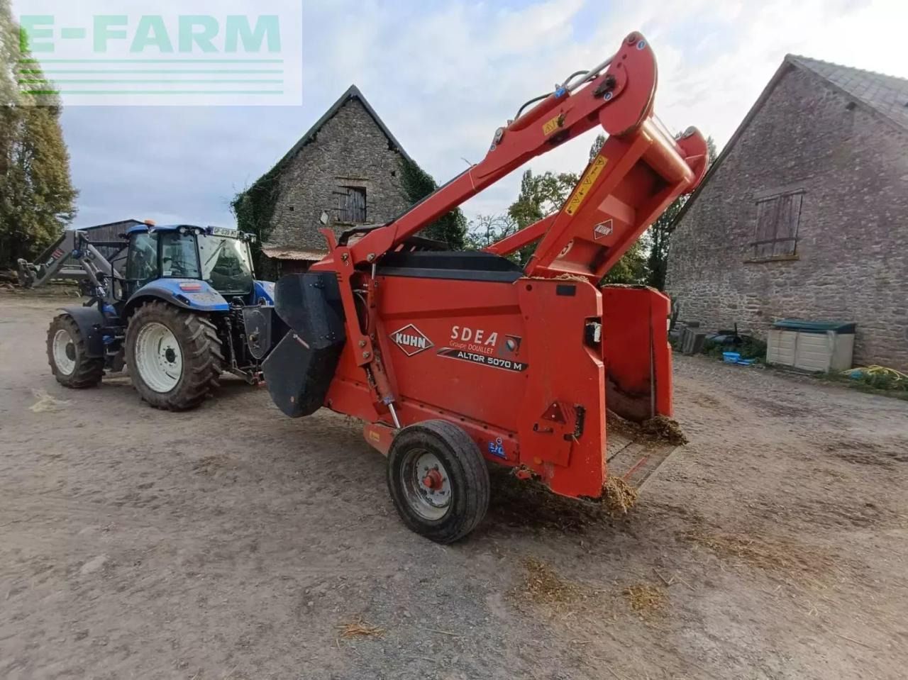 Kuhn altor 5070 - Maszyna do produkcji kiszonki: zdjęcie 2 Kuhn altor 5070 - Maszyna do produkcji kiszonki: zdjęcie 2