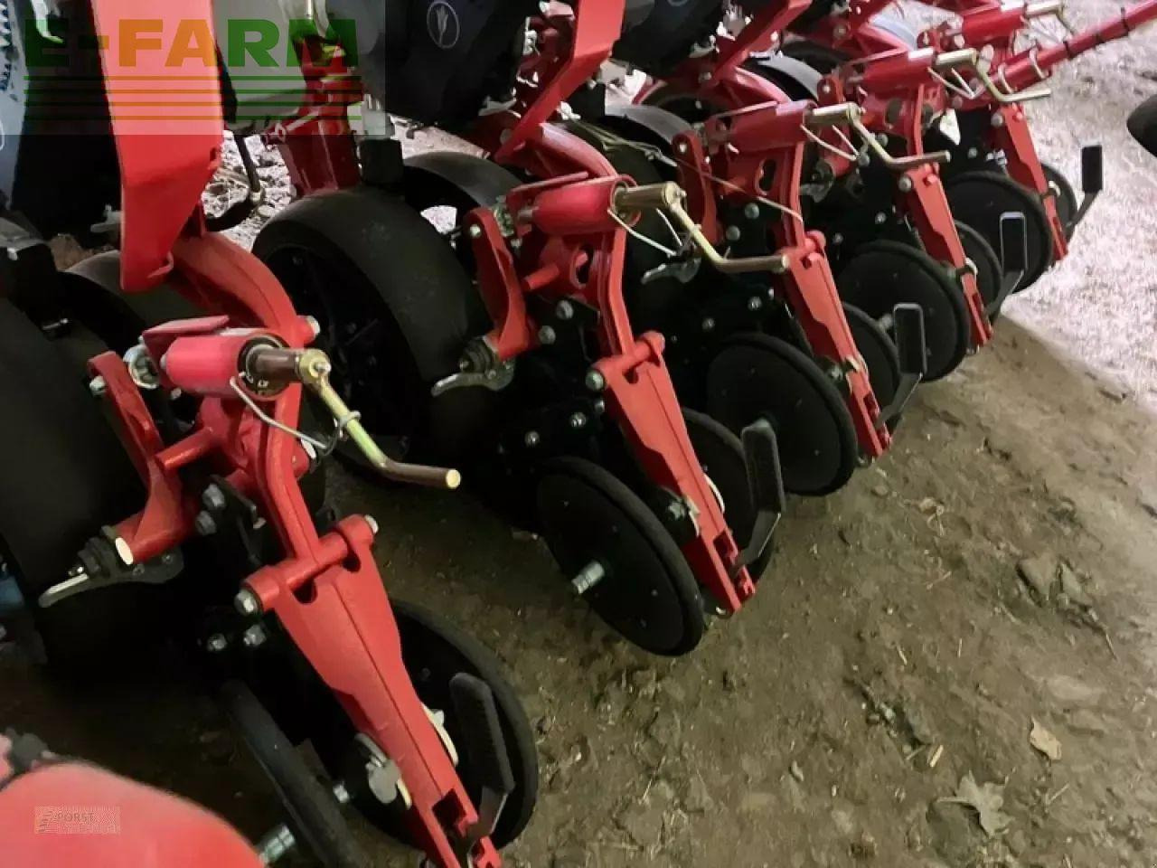 Kverneland optima - Siewnik punktowy: zdjęcie 4 Kverneland optima - Siewnik punktowy: zdjęcie 4