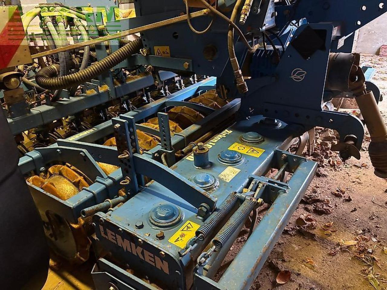 Lemken zirkon 10/300 + solitair 8/300 - Siewnik: zdjęcie 3 Lemken zirkon 10/300 + solitair 8/300 - Siewnik: zdjęcie 3