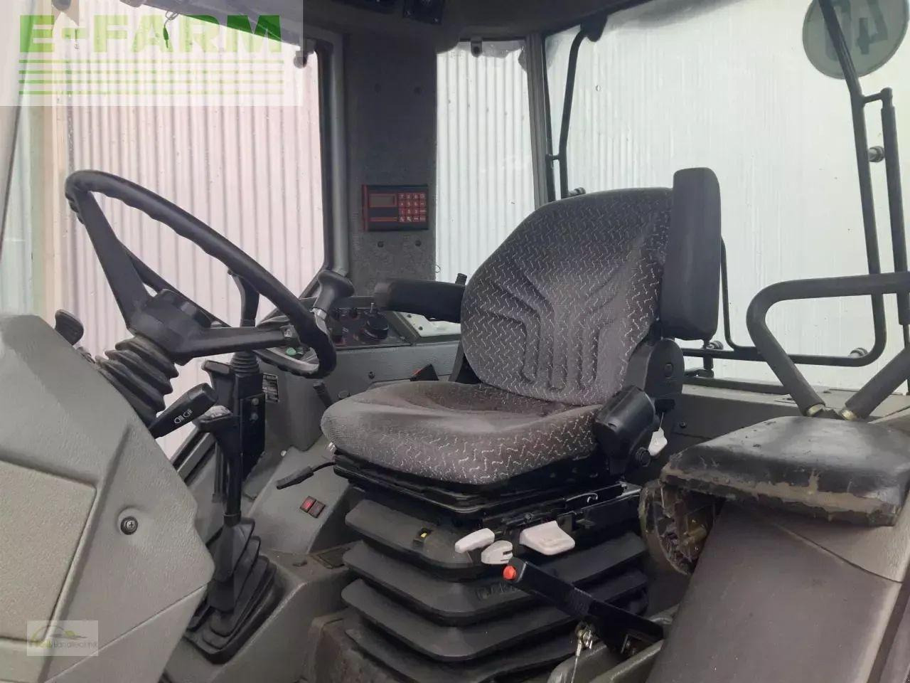 Massey Ferguson 3065 - Ciągnik rolniczy: zdjęcie 4 Massey Ferguson 3065 - Ciągnik rolniczy: zdjęcie 4