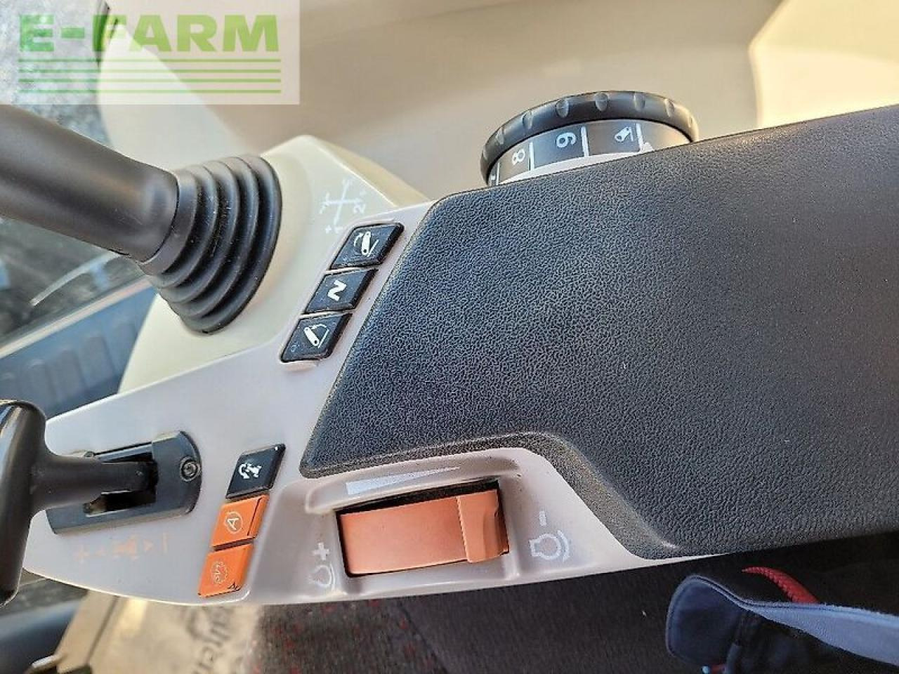 Massey Ferguson 7618 - Ciągnik rolniczy: zdjęcie 5 Massey Ferguson 7618 - Ciągnik rolniczy: zdjęcie 5