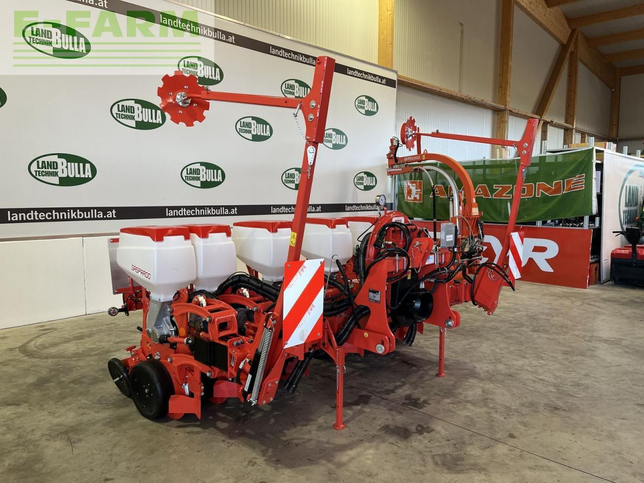 Mustang mtr 6 reihen - Siewnik punktowy: zdjęcie 4 Mustang mtr 6 reihen - Siewnik punktowy: zdjęcie 4