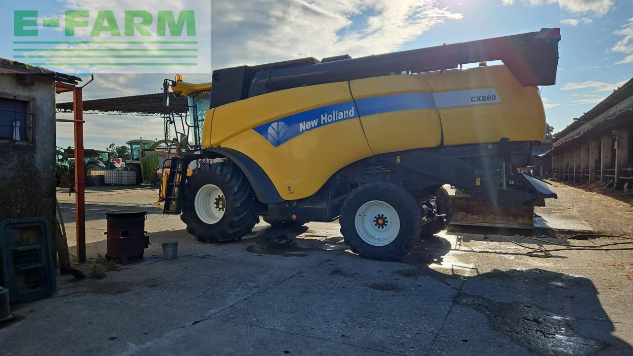 New Holland CX 860 - Kombajn zbożowy: zdjęcie 2 New Holland CX 860 - Kombajn zbożowy: zdjęcie 2