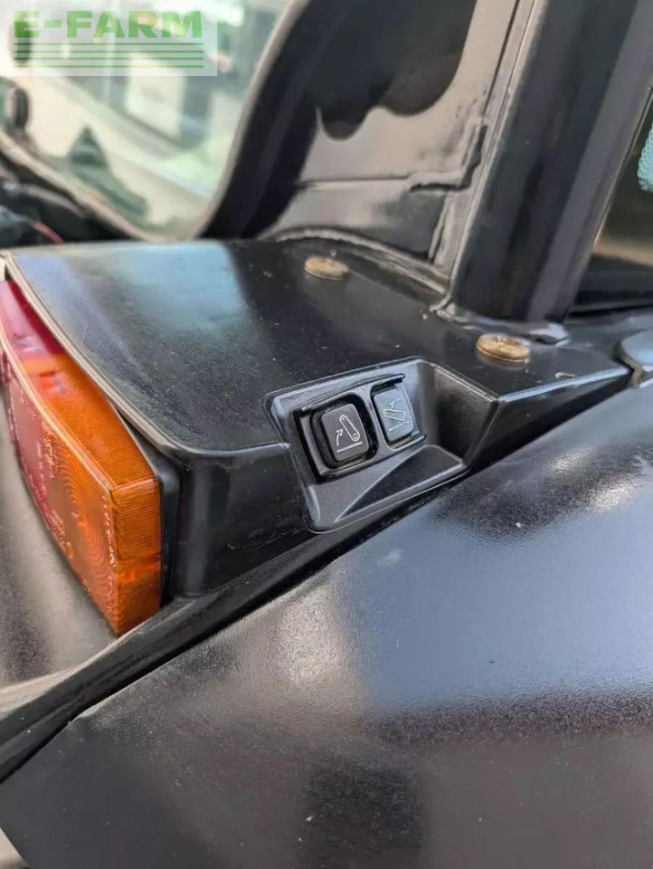 Ciągnik rolniczy New Holland t4.90 f F: zdjęcie 19 Ciągnik rolniczy New Holland t4.90 f F: zdjęcie 19