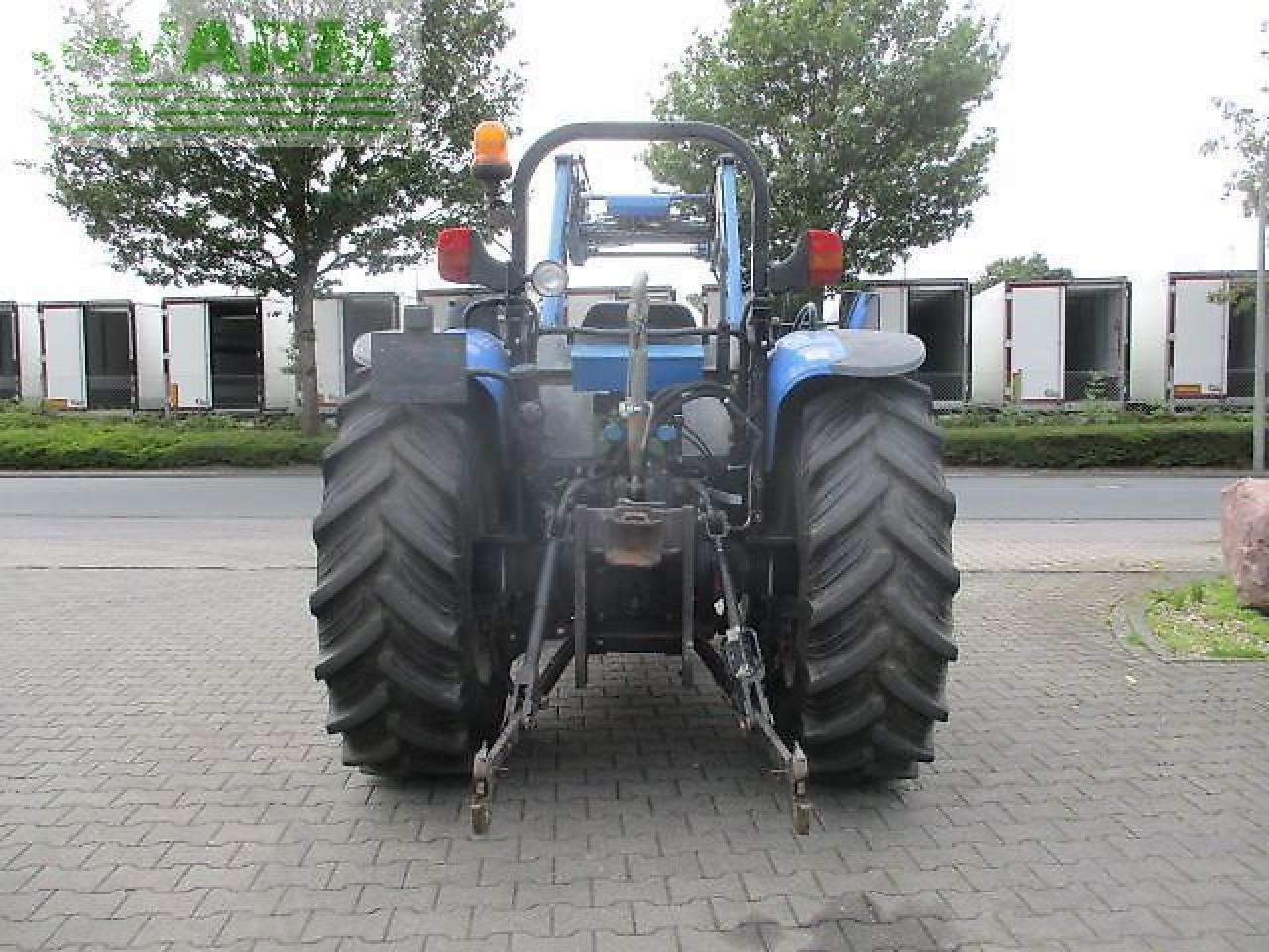 New Holland tn70 a niedrige bauhöhe - Ciągnik rolniczy: zdjęcie 4 New Holland tn70 a niedrige bauhöhe - Ciągnik rolniczy: zdjęcie 4