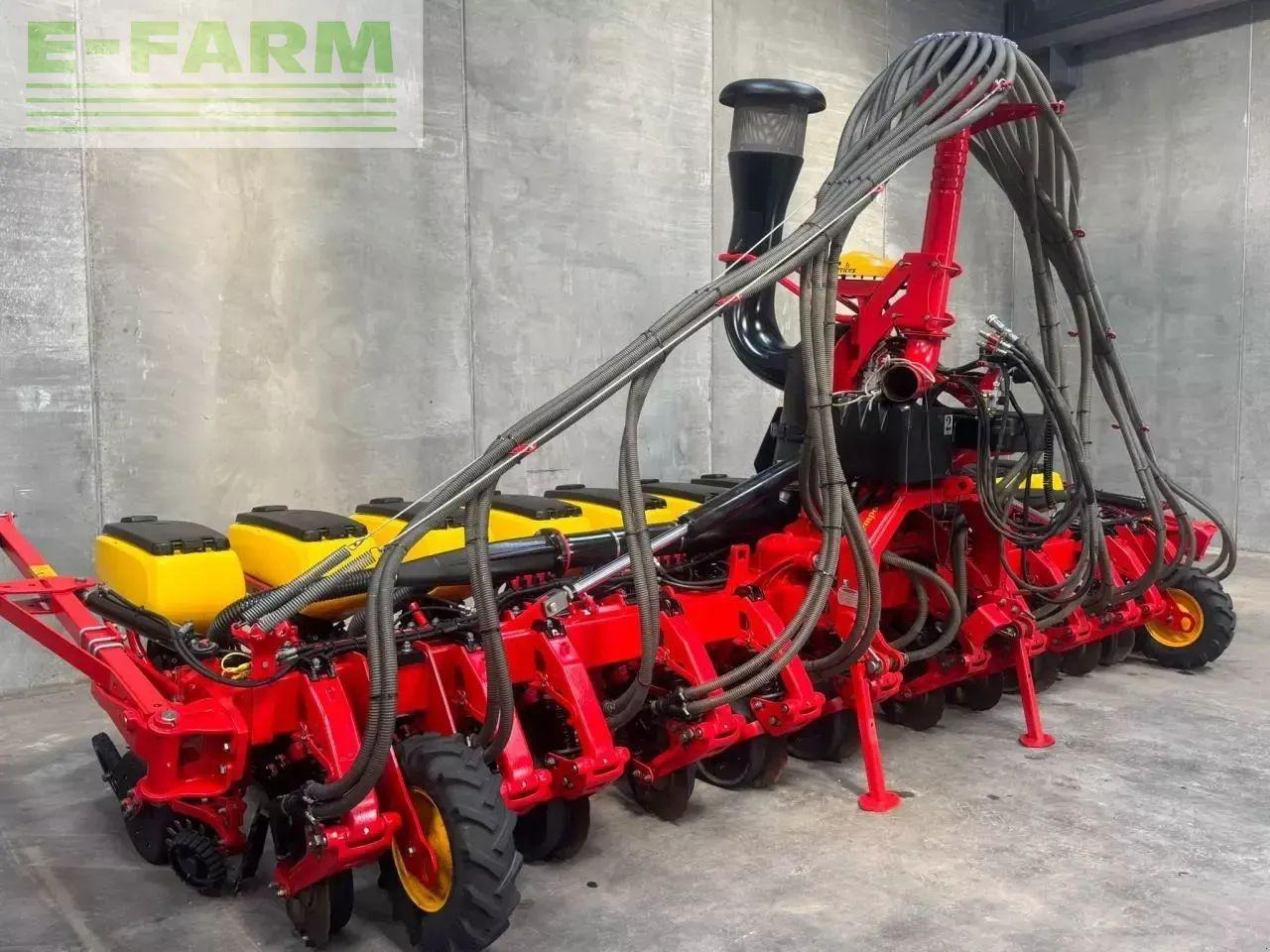 Väderstad tempo tpl12 - Siewnik punktowy: zdjęcie 1 Väderstad tempo tpl12 - Siewnik punktowy: zdjęcie 1