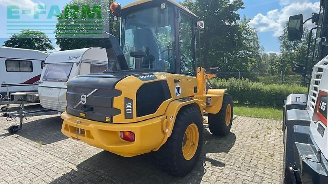 Volvo volvo l 30 - Minikoparka: zdjęcie 3 Volvo volvo l 30 - Minikoparka: zdjęcie 3