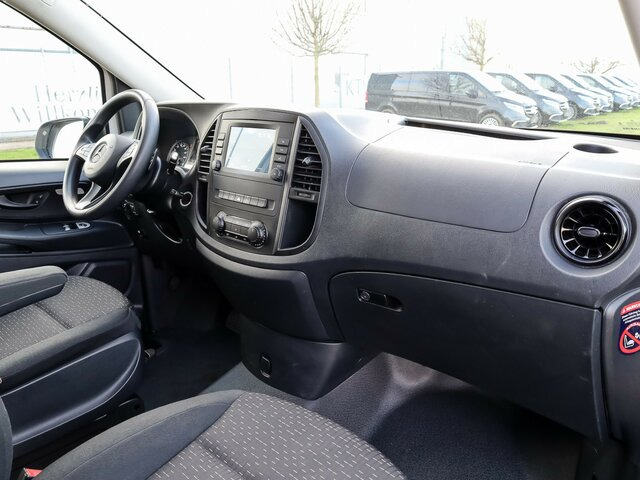 MERCEDES-BENZ Vito 114 TourerPro,lang,Automatik,8Sitze,Kamera... - Mikrobus: zdjęcie 4 MERCEDES-BENZ Vito 114 TourerPro,lang,Automatik,8Sitze,Kamera... - Mikrobus: zdjęcie 4