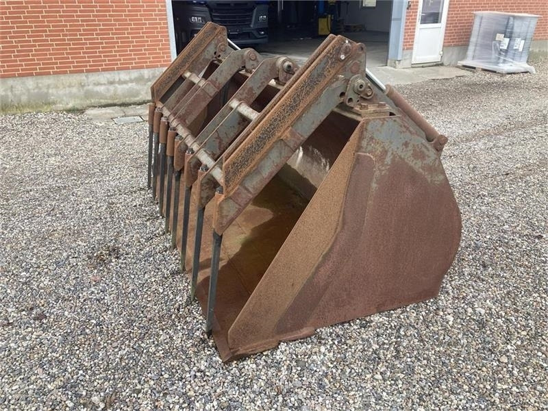 Kirk SILOSKOVL MED VOLVOBESLAG - Maszyna do produkcji kiszonki: zdjęcie 2 Kirk SILOSKOVL MED VOLVOBESLAG - Maszyna do produkcji kiszonki: zdjęcie 2