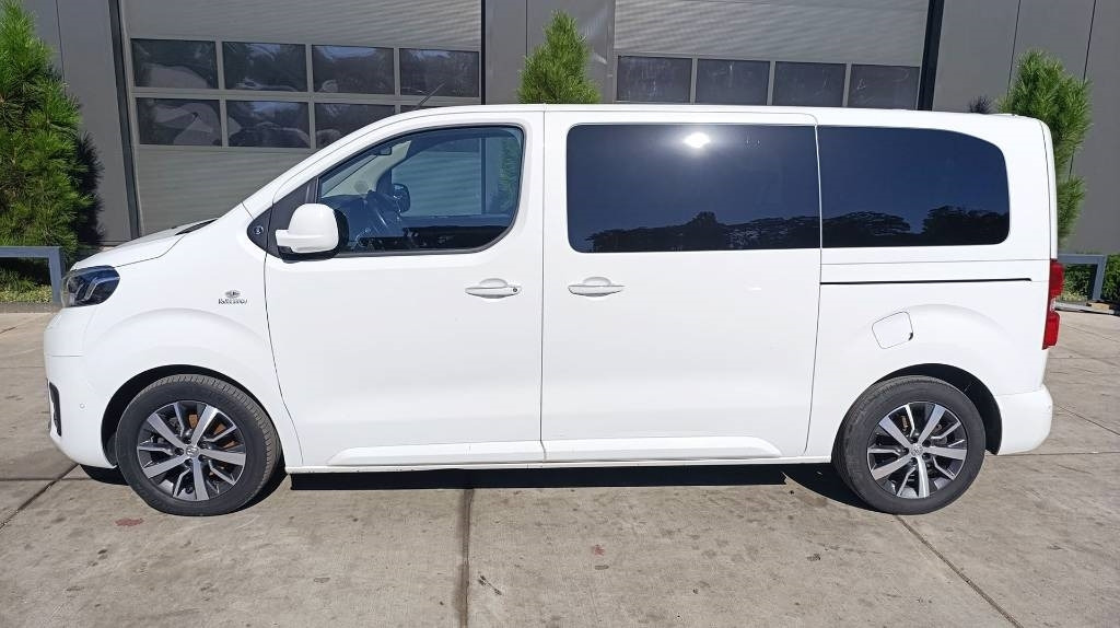 Toyota Proace 2.0 Van, Kleinbus, 7-Sitzer, Turboschaden - Furgon: zdjęcie 1 Toyota Proace 2.0 Van, Kleinbus, 7-Sitzer, Turboschaden - Furgon: zdjęcie 1