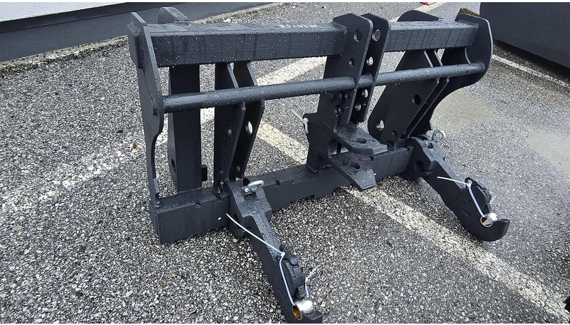 Big Adapter Claas Scorpio auf Dreipunkt - Osprzęt: zdjęcie 1 Big Adapter Claas Scorpio auf Dreipunkt - Osprzęt: zdjęcie 1