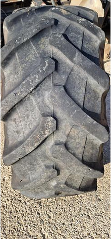 Pirelli 480/70R24 Reifen - Opona: zdjęcie 2 Pirelli 480/70R24 Reifen - Opona: zdjęcie 2