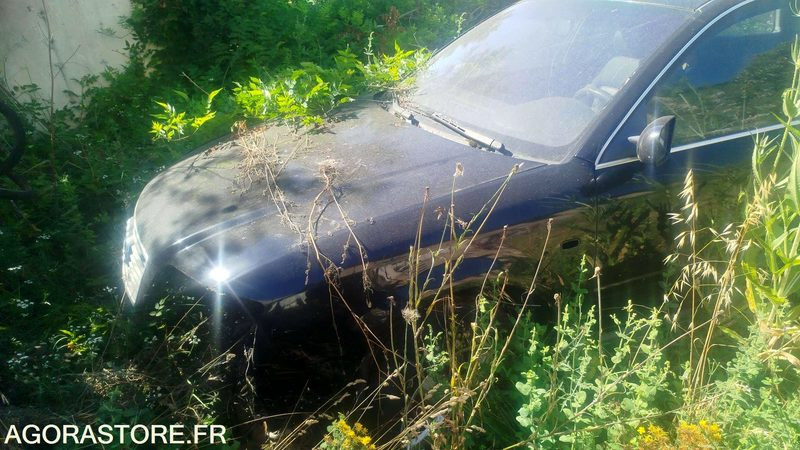 AUDI A6 - 2002 - POUR PIECES - Samochód osobowy: zdjęcie 2 AUDI A6 - 2002 - POUR PIECES - Samochód osobowy: zdjęcie 2