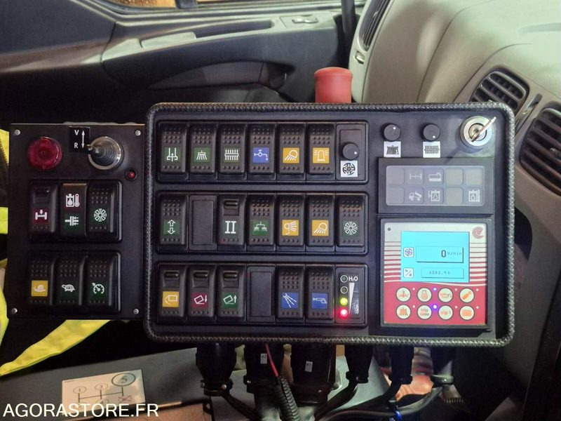 Zamiatarka uliczna Balayeuse Renault - 2018 - 62423km: zdjęcie 10