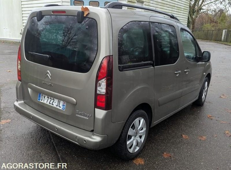 Citroën Berlingo 1.6 BlueHDi 100ch (B9) – 12/2015 – 50000 km – Crit'Air 2 - Samochód osobowy: zdjęcie 4 Citroën Berlingo 1.6 BlueHDi 100ch (B9) – 12/2015 – 50000 km – Crit'Air 2 - Samochód osobowy: zdjęcie 4