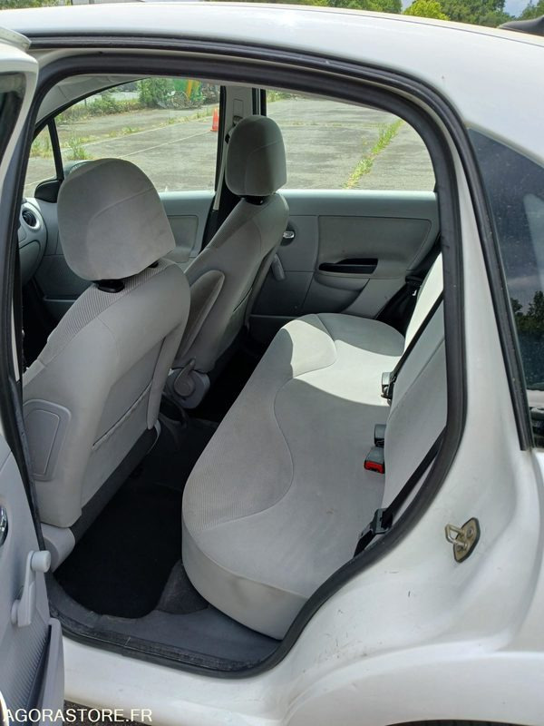 Citroën C3 (40607) - Samochód osobowy: zdjęcie 3 Citroën C3 (40607) - Samochód osobowy: zdjęcie 3